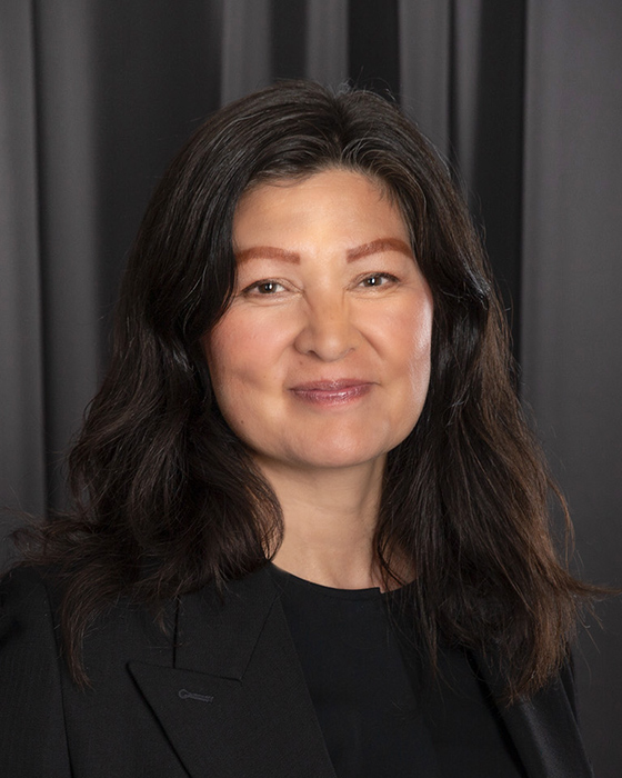Sofia Messinger, Parter och utbildning